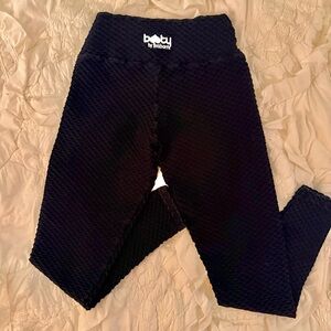 162 Booty by Brabants Black Textured Leggings